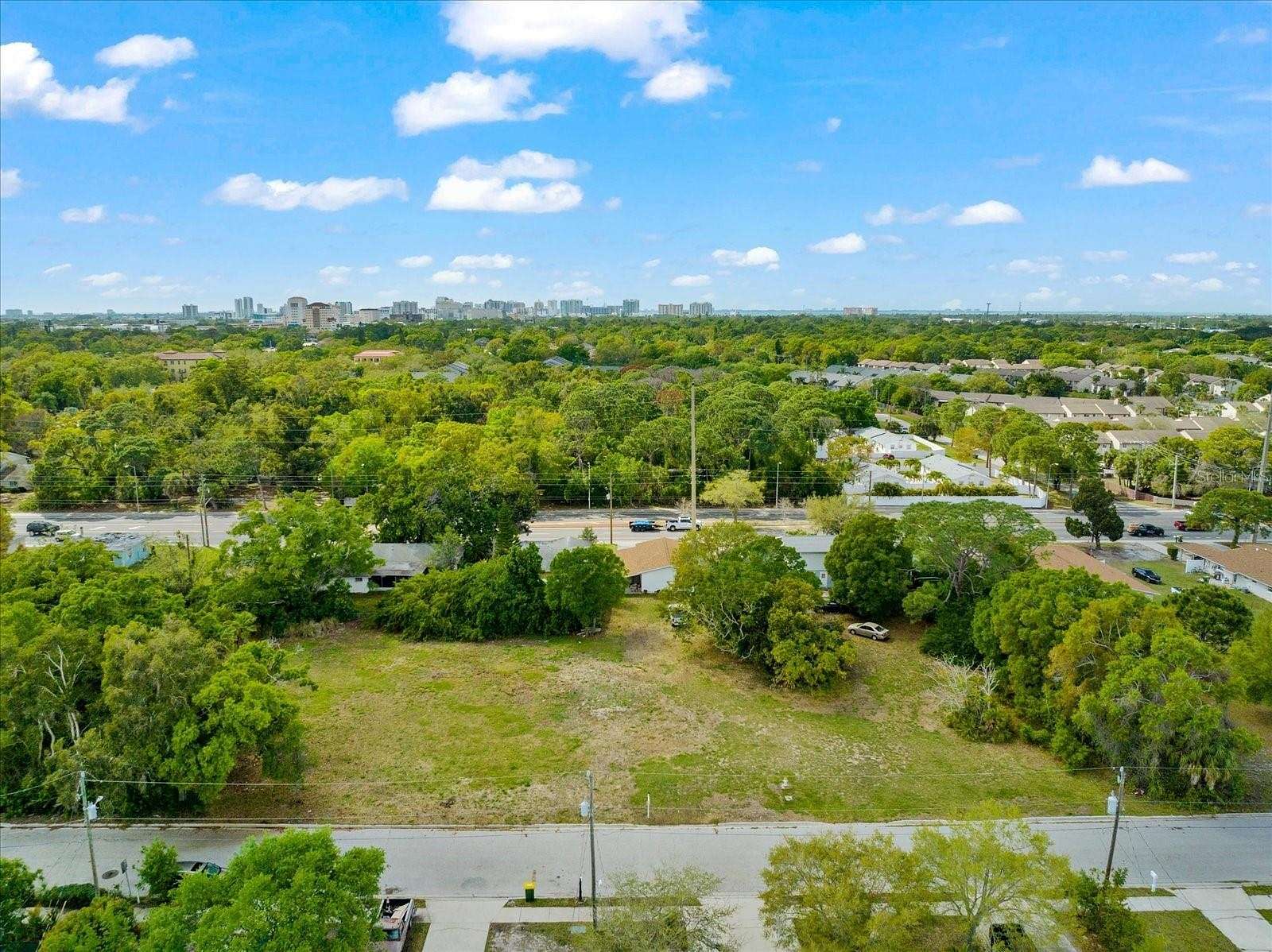 0.34 Acres of Residential Land for Sale in Sarasota, Florida