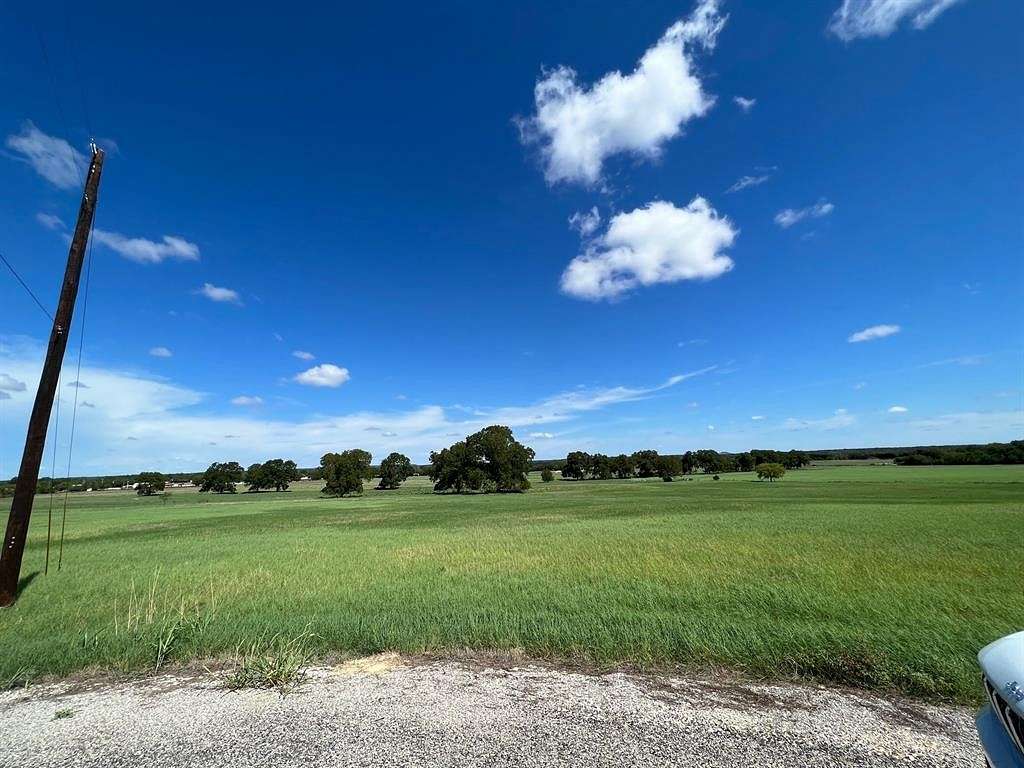 4 Acres of Residential Land for Sale in Iredell, Texas