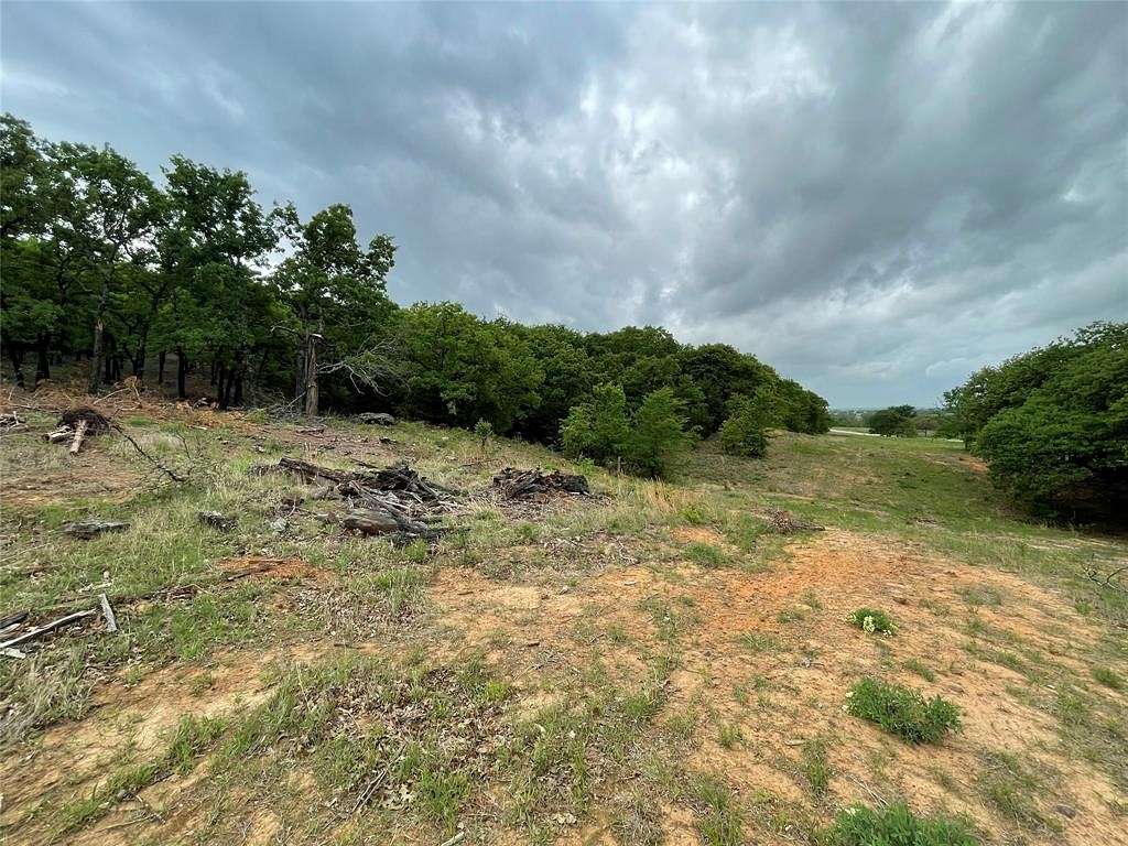 12.8 Acres of Recreational Land for Sale in Gainesville, Texas