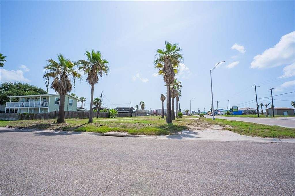 0.11 Acres of Mixed-Use Land for Sale in Port Aransas, Texas
