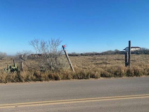 10 Acres of Land for Lease in Laredo, Texas