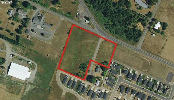 4.2 Acres of Mixed-Use Land for Sale in Winlock, Washington