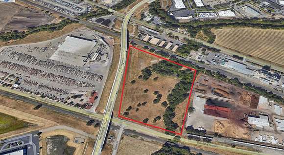 18 Acres of Commercial Land for Sale in Stockton, California