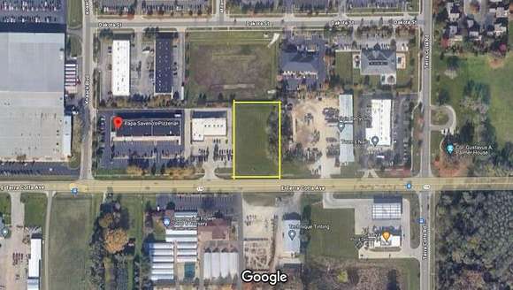1.1 Acres of Commercial Land for Sale in Crystal Lake, Illinois