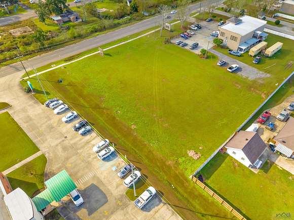 0.9 Acres of Commercial Land for Sale in Houma, Louisiana