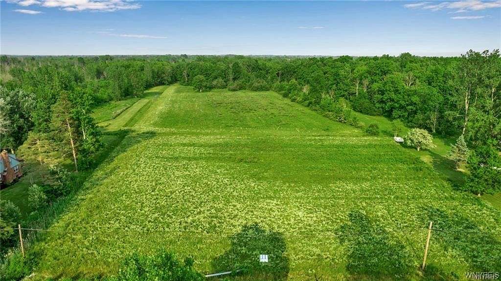 6.2 Acres of Residential Land for Sale in Clarence, New York