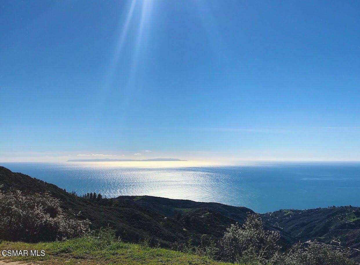 0.86 Acres of Land for Sale in Topanga, California
