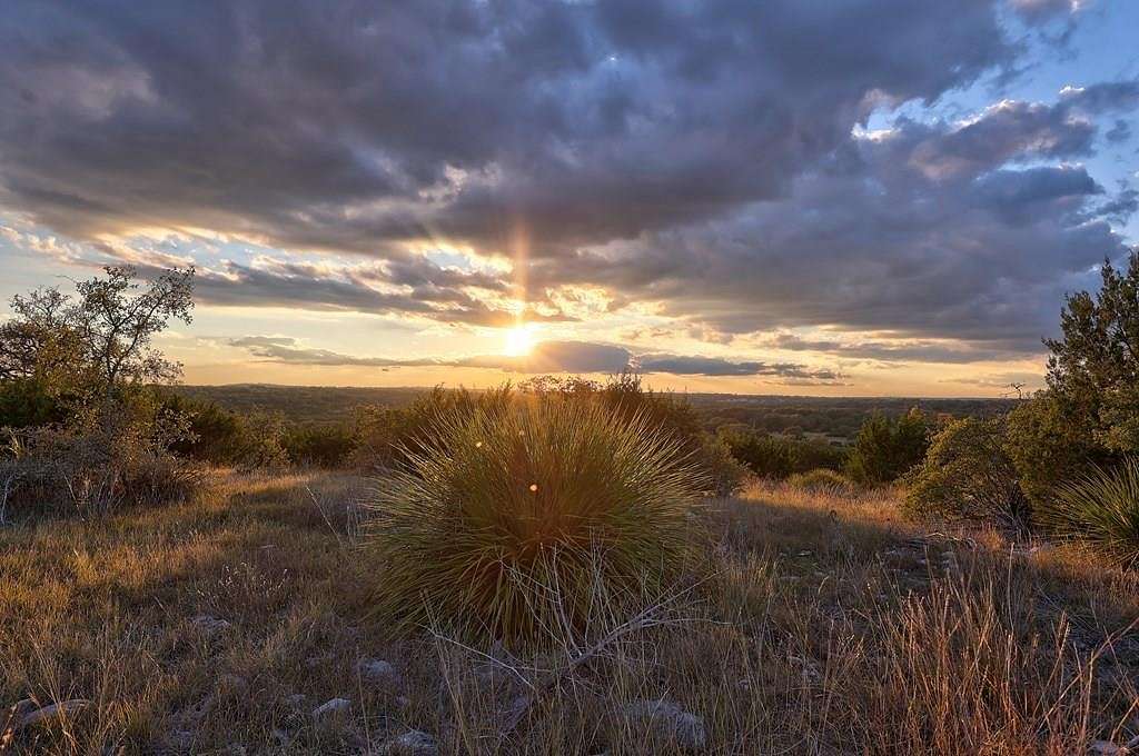 27.9 Acres of Land for Sale in Mountain Home, Texas