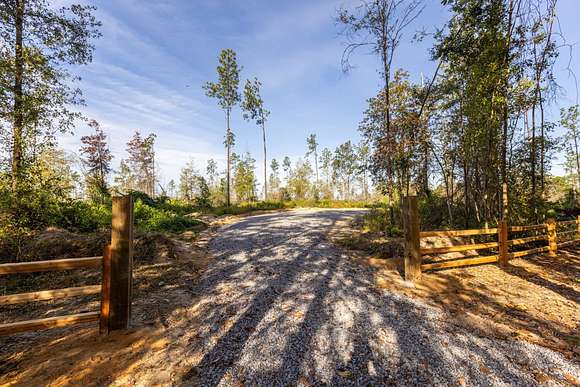 20 Acres of Land for Sale in Bay Minette, Alabama