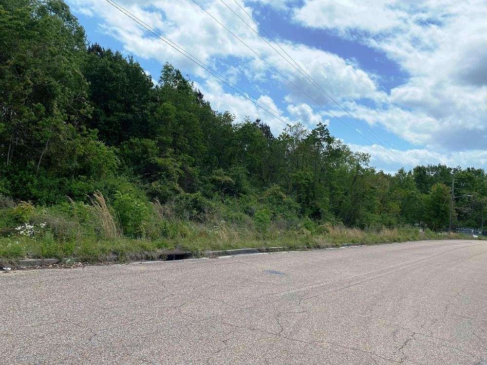 0.9 Acres of Commercial Land for Sale in Hattiesburg, Mississippi