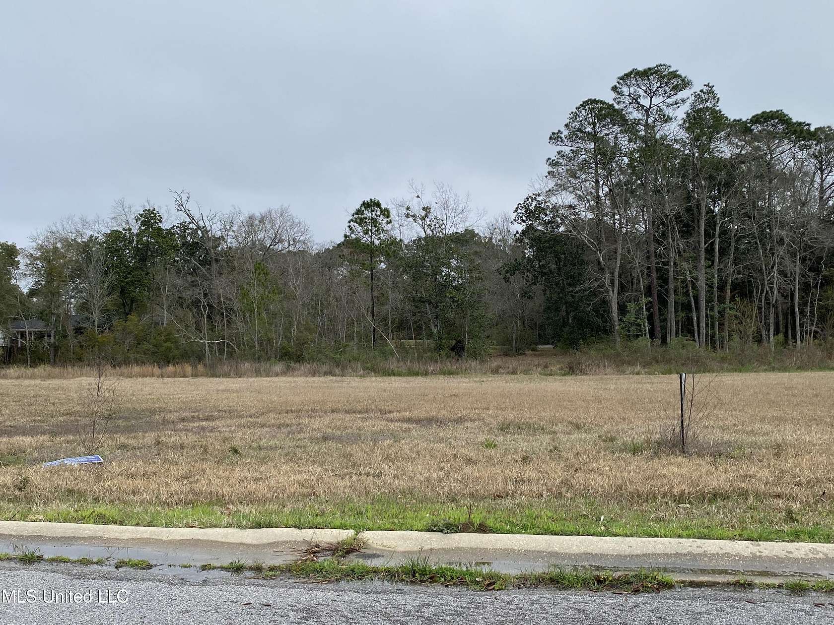 0.35 Acres of Residential Land for Sale in Gautier, Mississippi