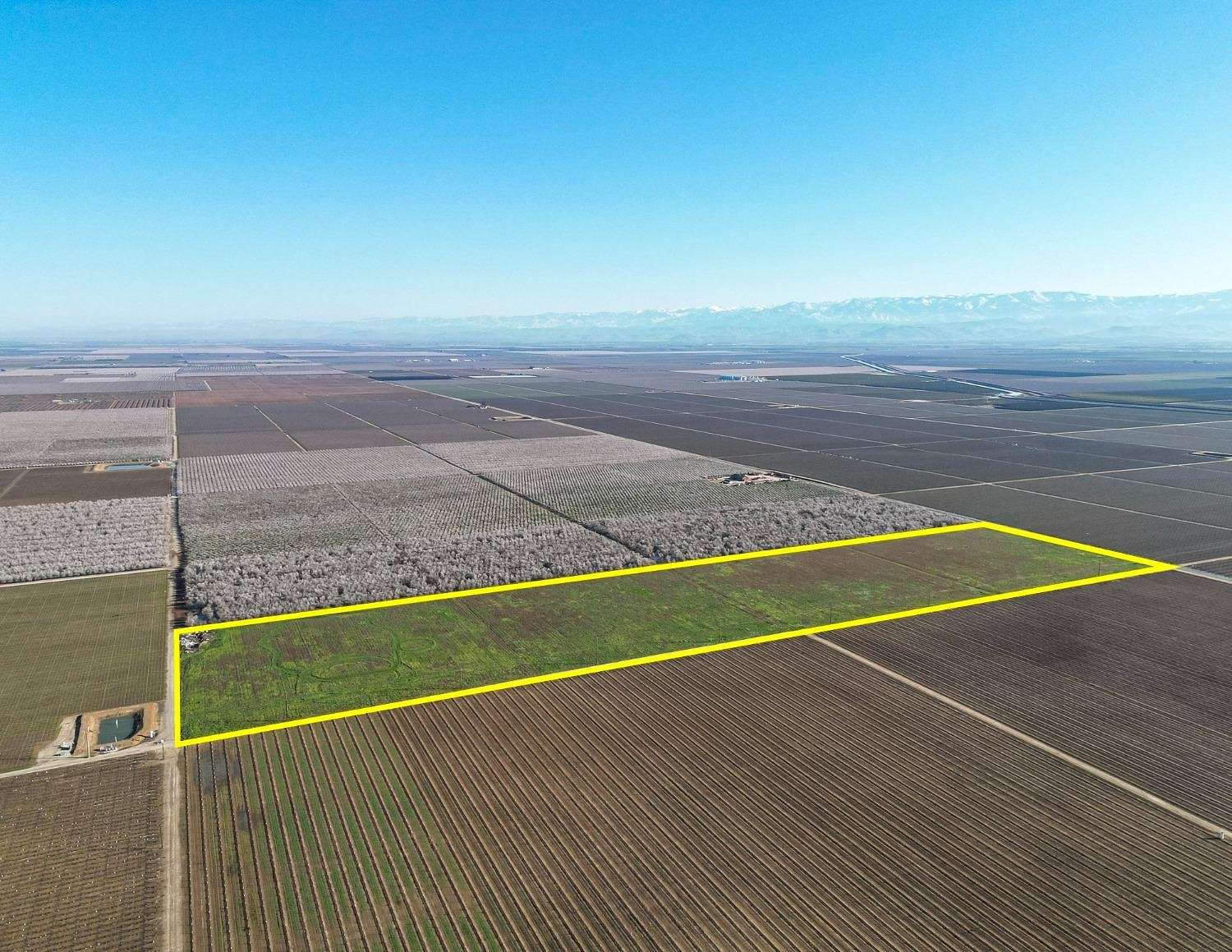 40 Acres of Agricultural Land for Sale in Earlimart, California