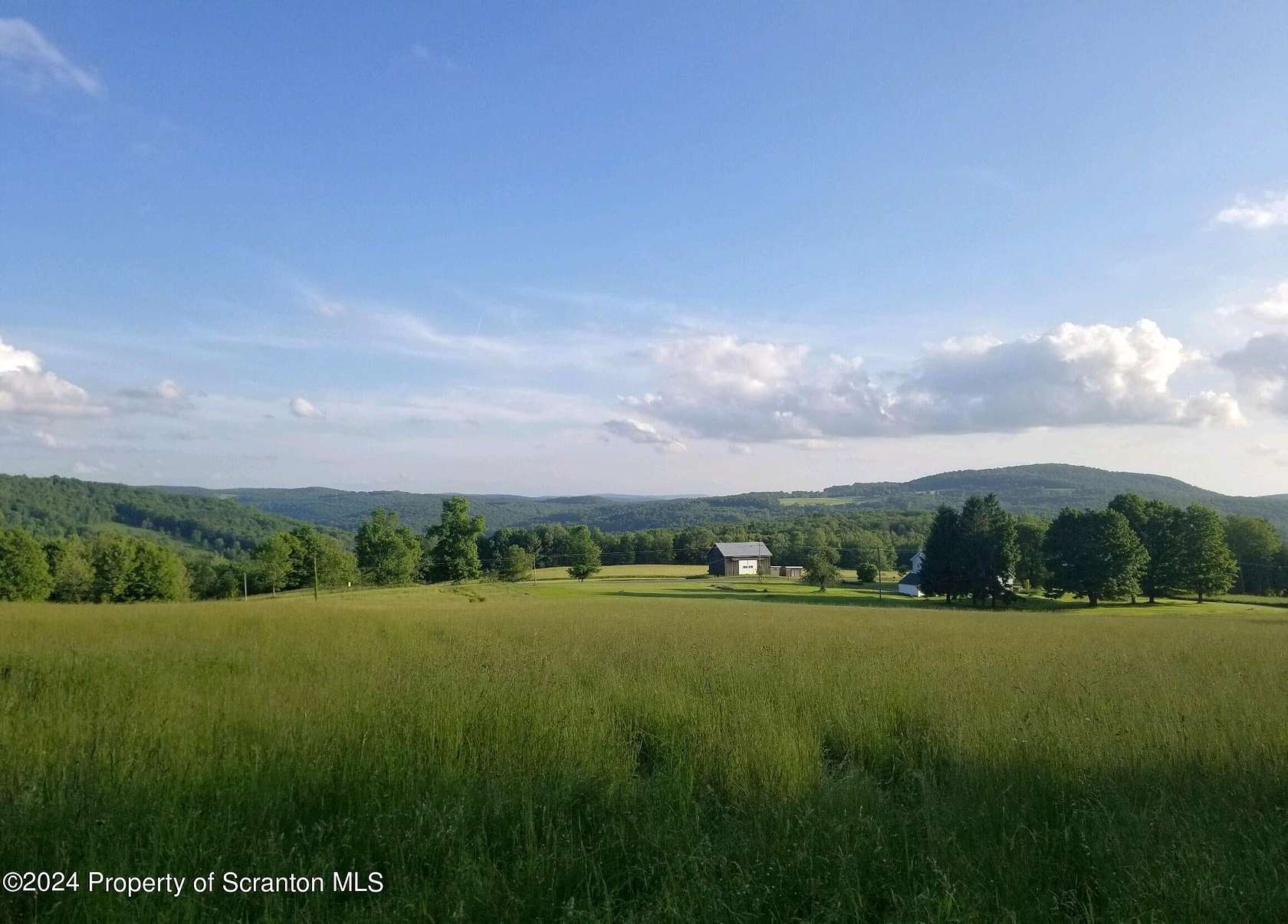 25.17 Acres of Land for Sale in Clifford Township, Pennsylvania
