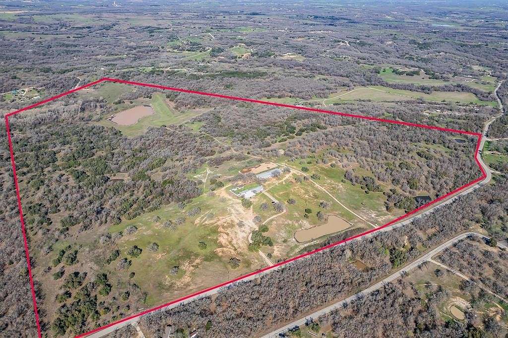 153 Acres of Recreational Land & Farm for Sale in Springtown, Texas