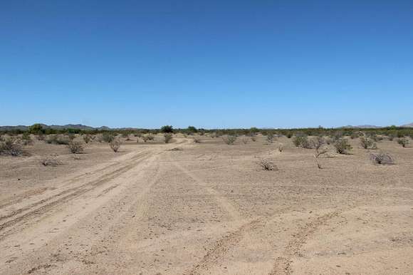 40 Acres of Commercial Land for Sale in Casa Grande, Arizona