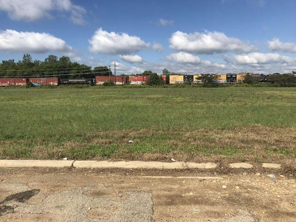 1.7 Acres of Commercial Land for Sale in Tupelo, Mississippi