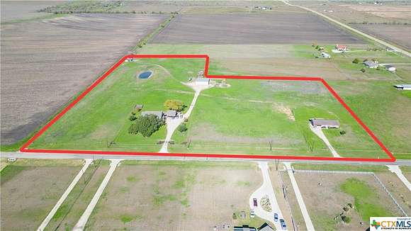 13.7 Acres of Land with Home for Sale in San Marcos, Texas