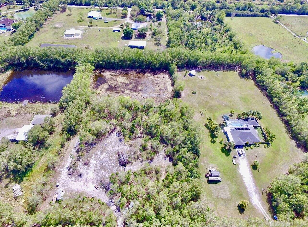 5 Acres of Residential Land for Sale in Fellsmere, Florida