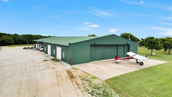 350 Acres of Recreational Land with Home for Sale in Muenster, Texas