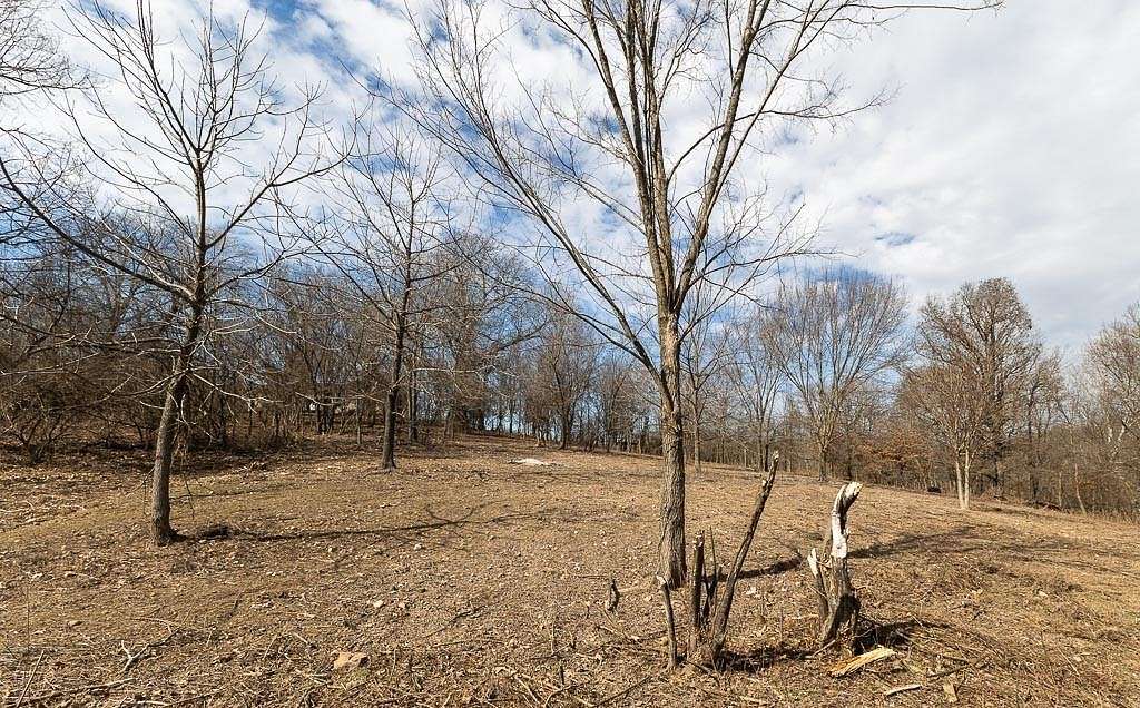 2 Acres of Land for Sale in Fayetteville, Arkansas