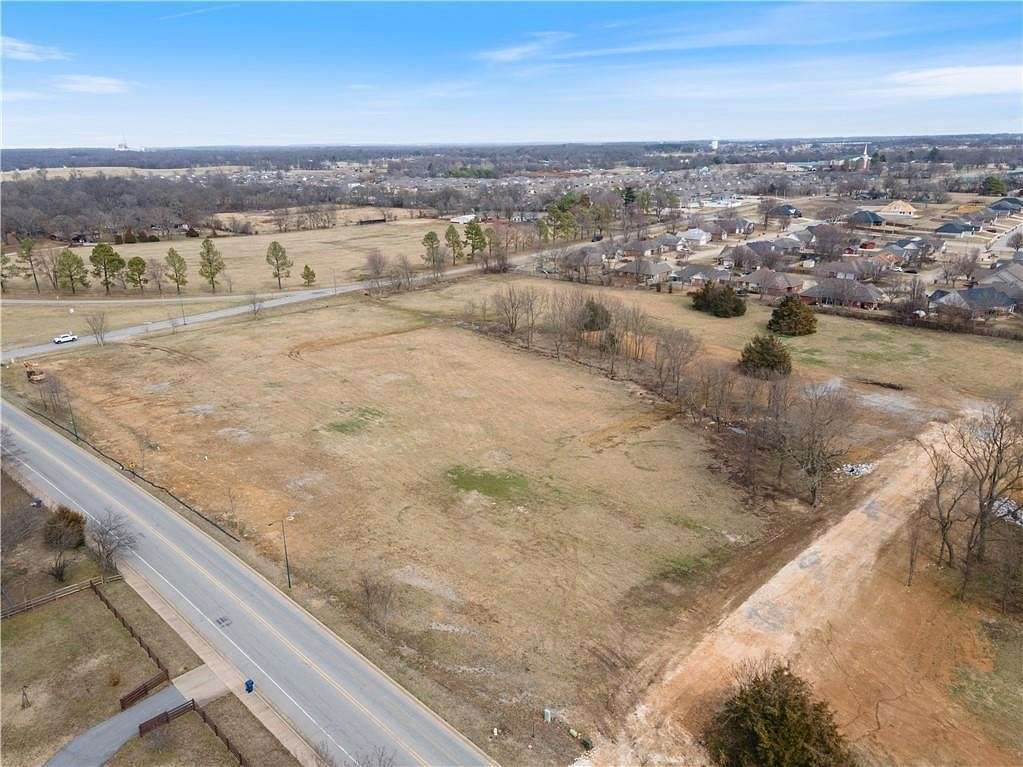 1.3 Acres of Residential Land for Sale in Siloam Springs, Arkansas