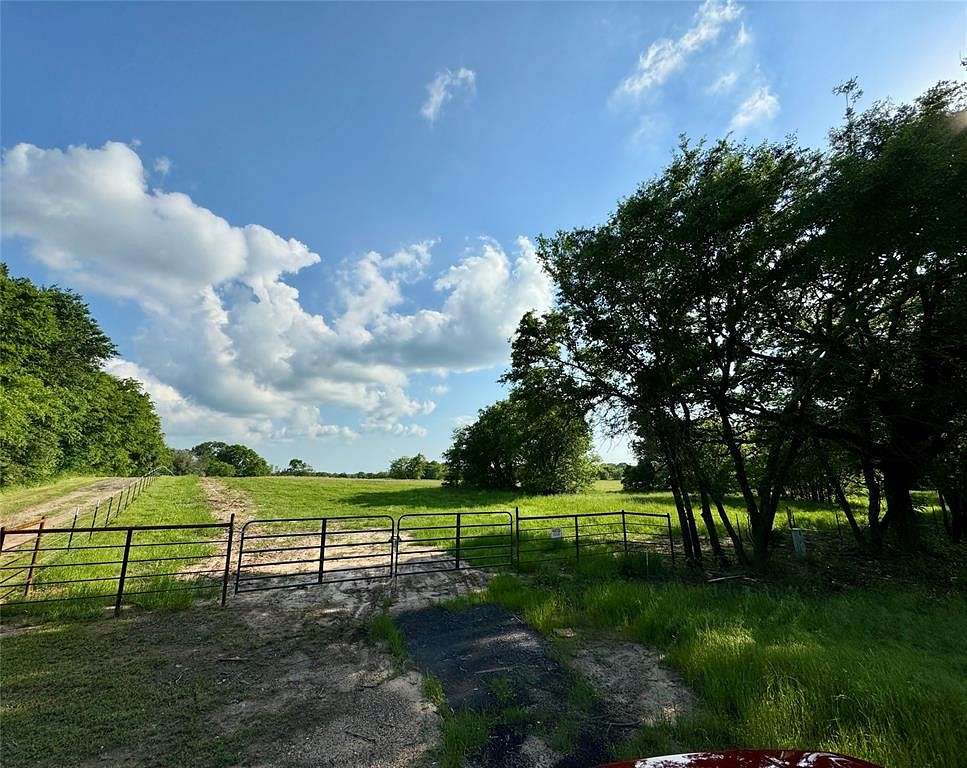 17 Acres of Land for Sale in Canton, Texas