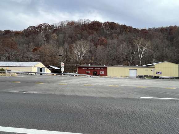 2.9 Acres of Improved Commercial Land for Sale in Pennington Gap, Virginia
