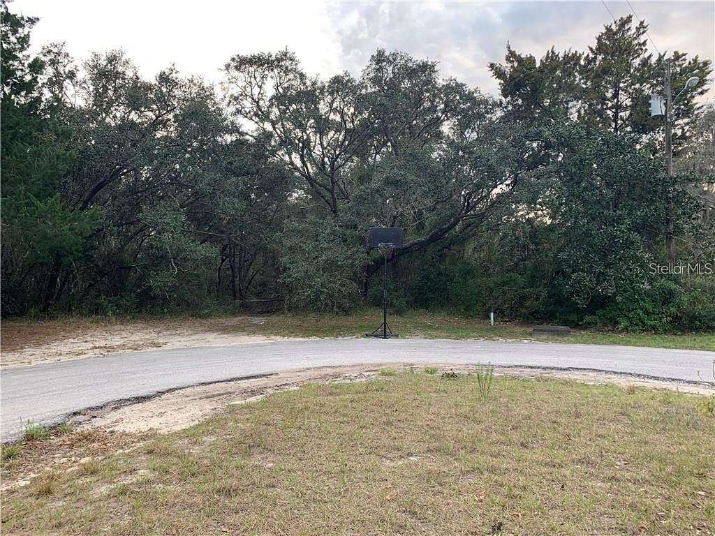 0.86 Acres of Residential Land for Sale in Spring Hill, Florida
