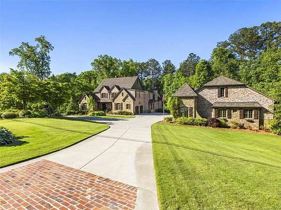2.1 Acres of Residential Land with Home for Sale in Johns Creek, Georgia