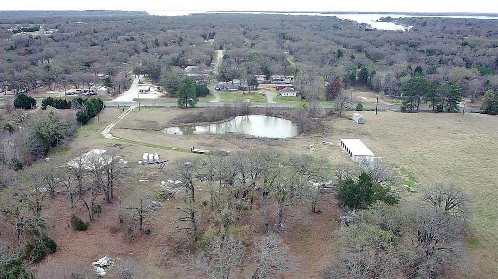 10 Acres of Land for Sale in Mabank, Texas