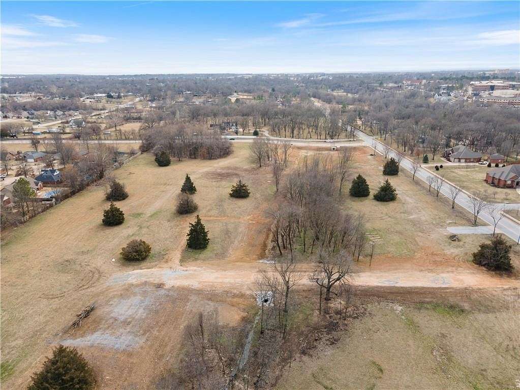 1.03 Acres of Residential Land for Sale in Siloam Springs, Arkansas