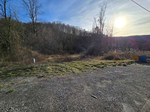 1.5 Acres of Residential Land for Sale in Oak Hill, West Virginia