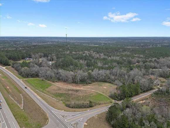 21 Acres of Commercial Land for Sale in Columbia, Mississippi