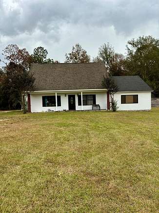 11.79 Acres of Land with Home for Sale in Tylertown, Mississippi