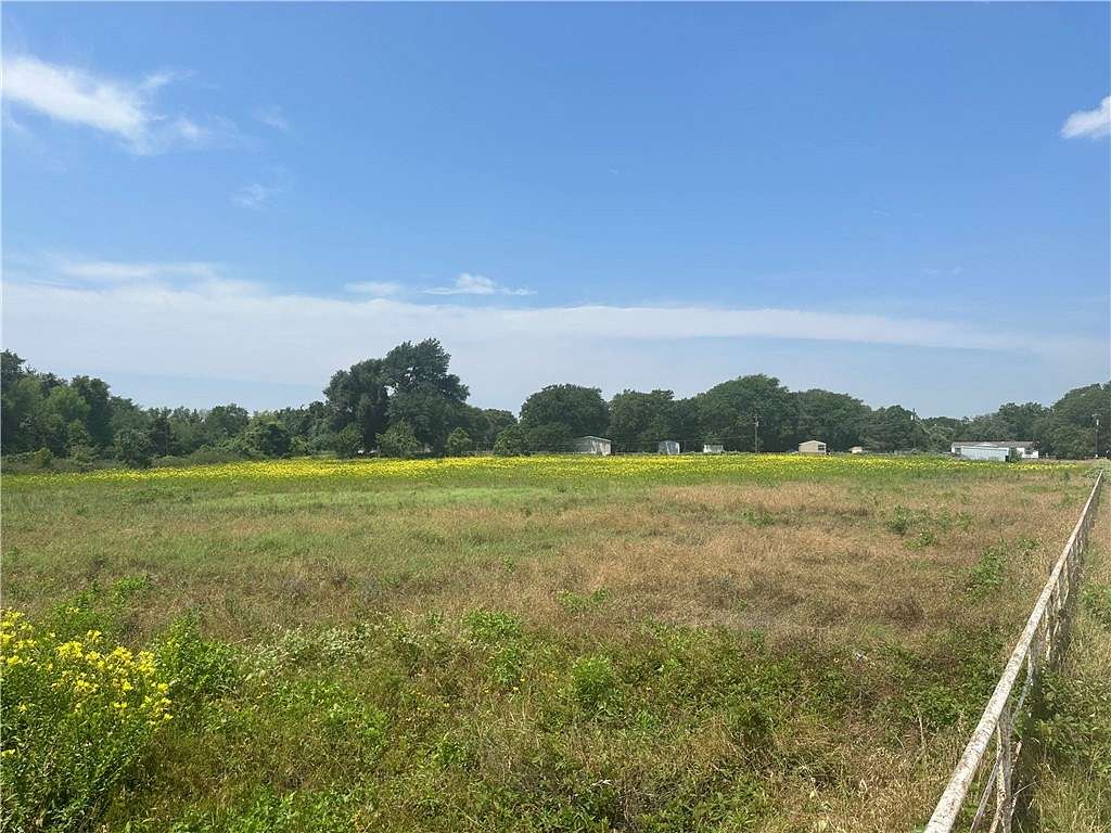 0.6 Acres of Residential Land for Sale in Mexia, Texas