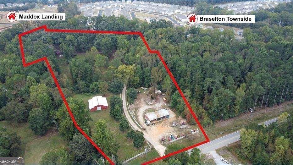 8.6 Acres of Residential Land for Sale in Braselton, Georgia