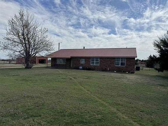 2.5 Acres of Residential Land with Home for Sale in Apache, Oklahoma
