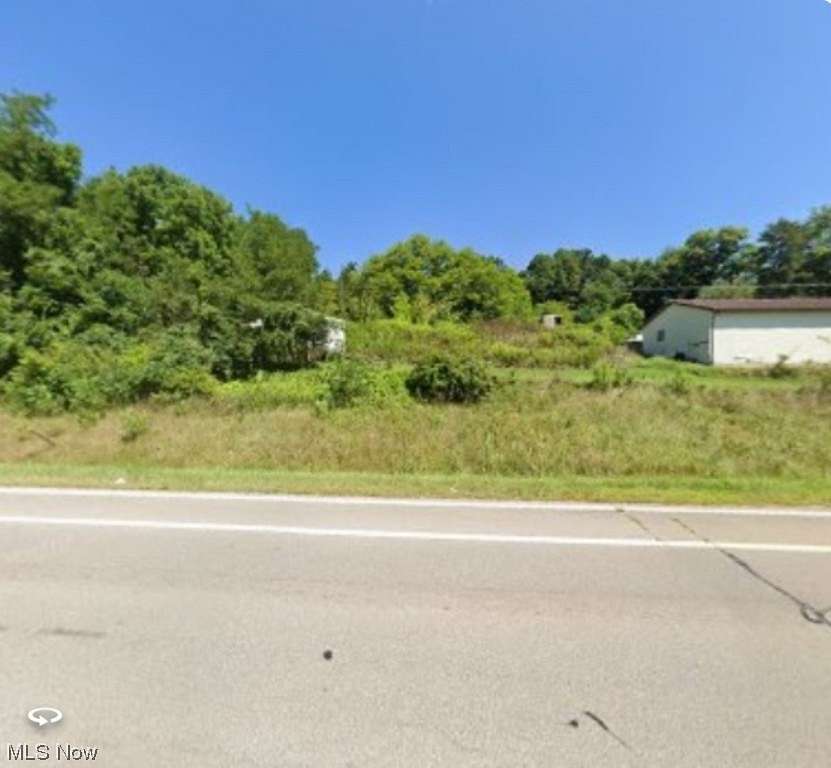 5.7 Acres of Improved Commercial Land for Sale in Zanesville, Ohio