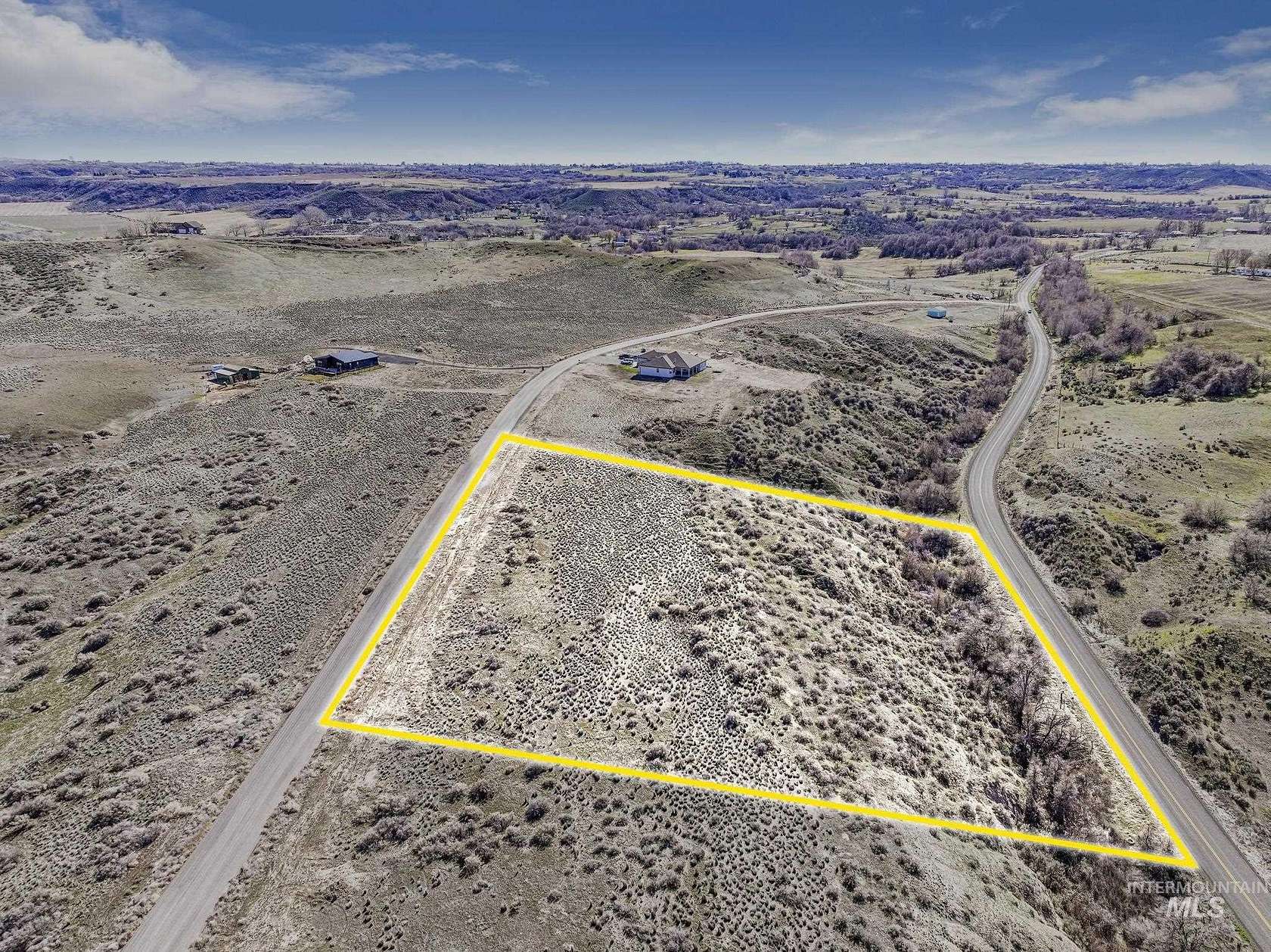 5 Acres of Residential Land for Sale in Buhl, Idaho
