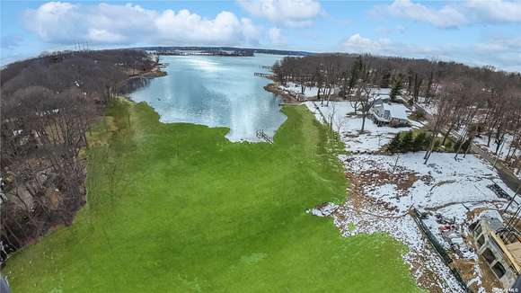 1.2 Acres of Residential Land for Sale in Northport, New York