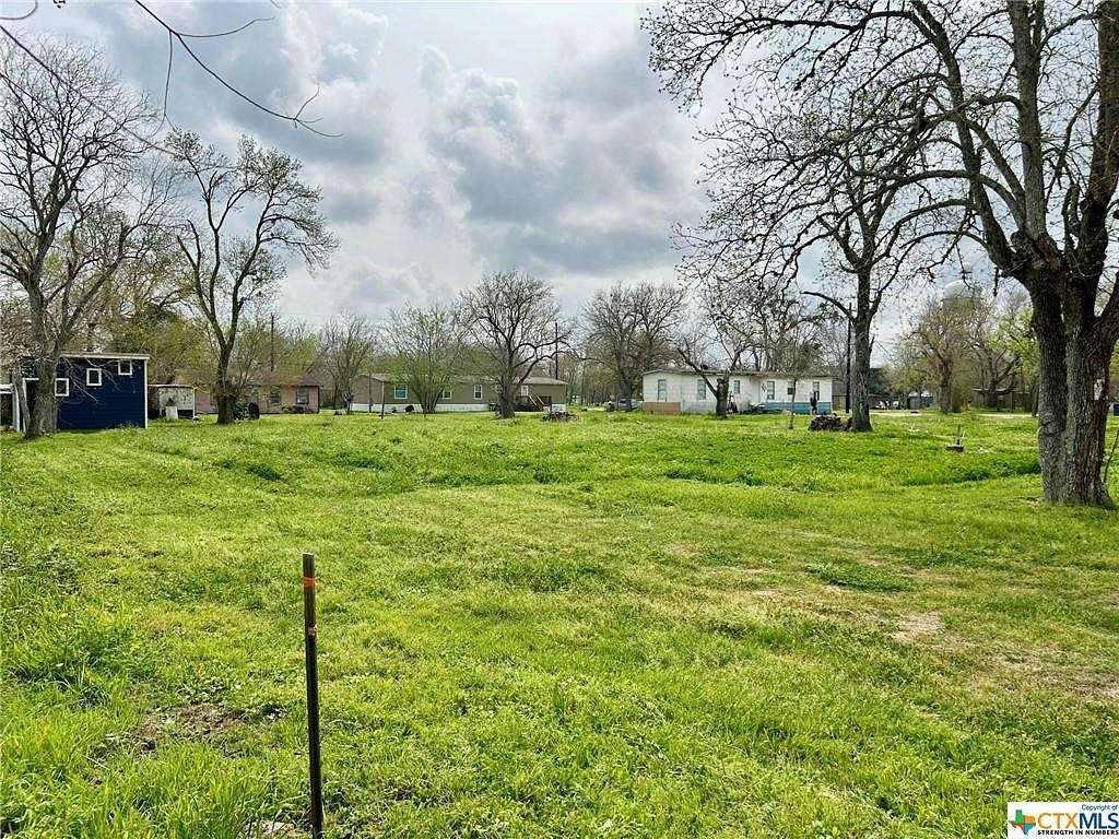 0.34 Acres of Improved Residential Land for Sale in Edna, Texas