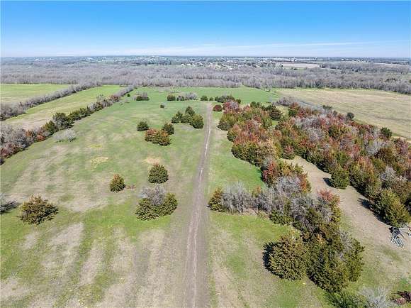 40 Acres of Recreational Land for Sale in Lorena, Texas