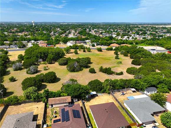 7.4 Acres of Improved Mixed-Use Land for Sale in Killeen, Texas