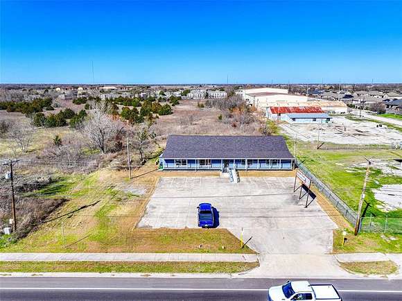 3 Acres of Commercial Land for Lease in Greenville, Texas