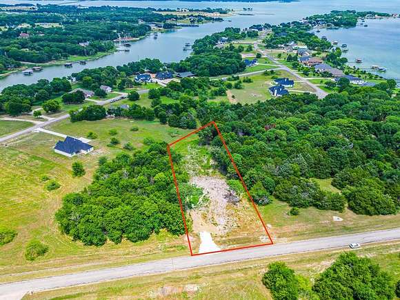 1.017 Acres of Residential Land for Sale in Corsicana, Texas