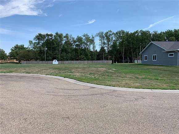0.34 Acres of Residential Land for Sale in Hendricks, Minnesota