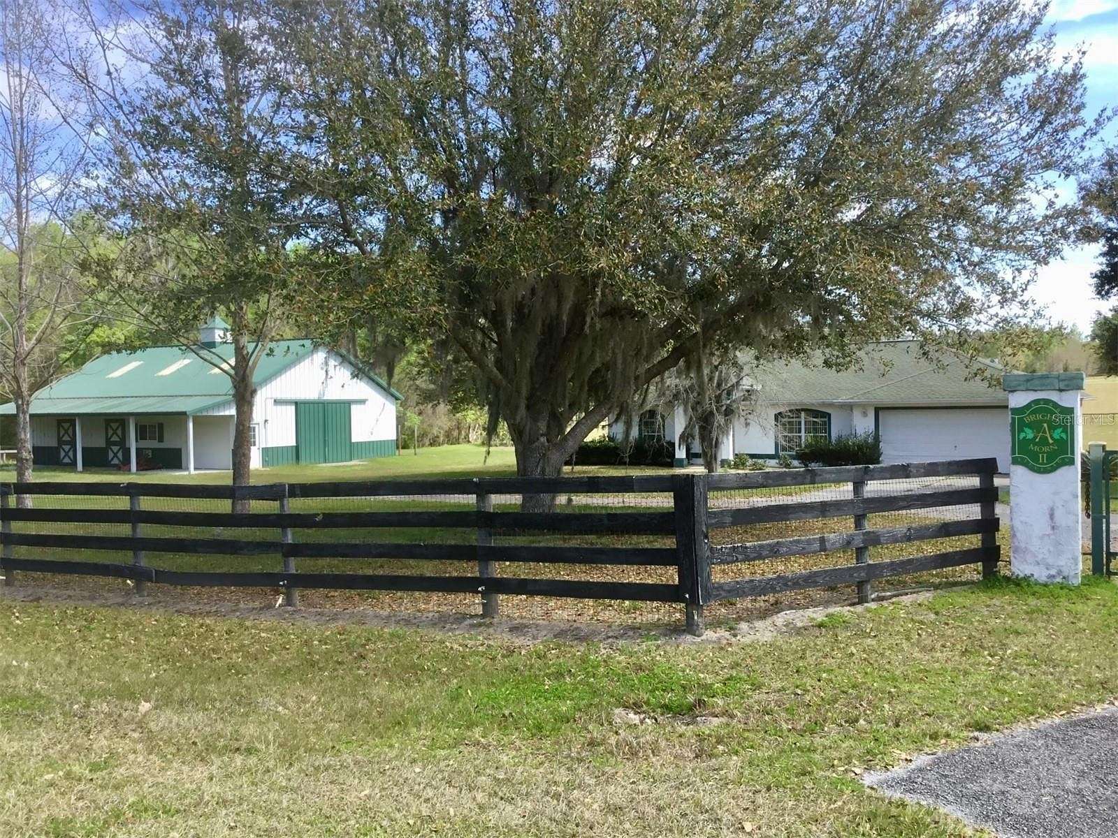 24 Acres of Agricultural Land with Home for Sale in Williston, Florida