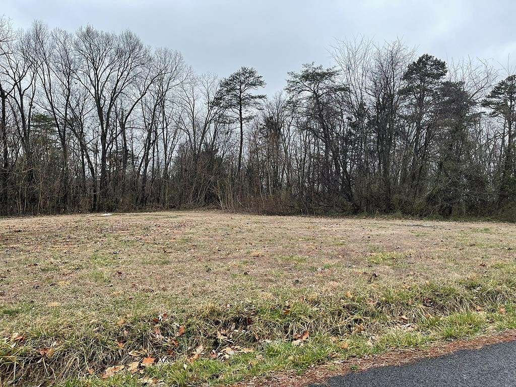 0.67 Acres of Residential Land for Sale in Kodak, Tennessee