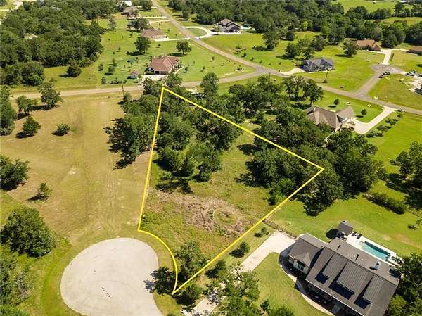 1.18 Acres of Residential Land for Sale in Iola, Texas