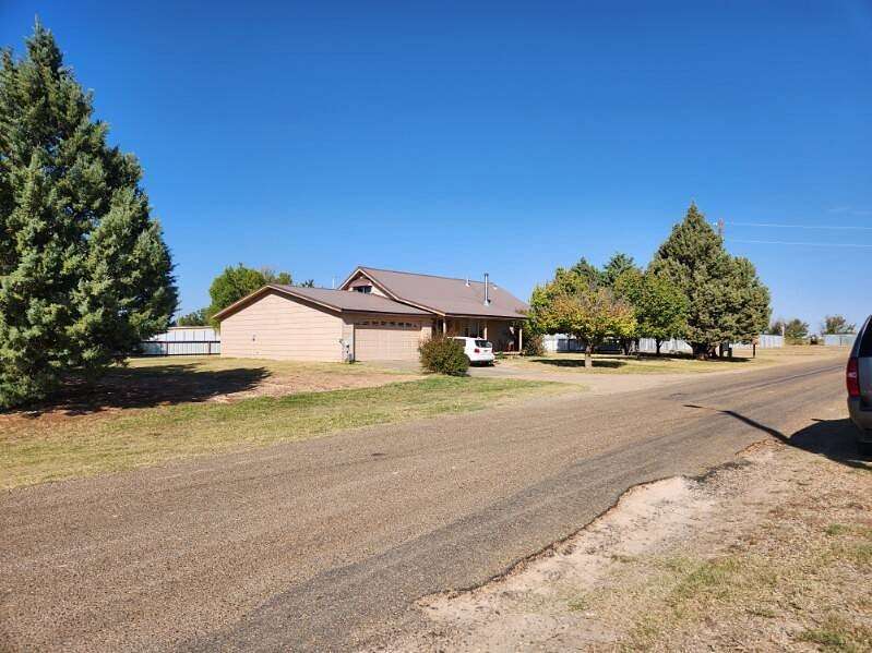 3.2 Acres of Residential Land for Sale in Clovis, New Mexico - LandSearch
